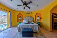 Bienvenido a Casa Juanita!! Your Personal Secluded Private Resort Awaits You! Các khách sạn ở Los Cabos