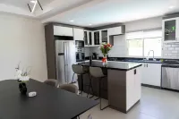 Spacious 3BD Home - Private Cozy Pool - Centrally Located - Quiet Neighborhood