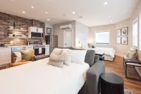 Cozy, Bran New Private fully furnished studio downtown Chilliwack.