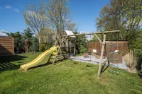 Child Friendly, 5 bedrooms, 2 bathrooms, 3 Toillets, Sauna, large garden
