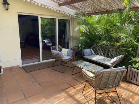 Seasonal rental 200m from the lagoon and beach at La Saline les Bains. La Réunion
