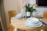 Verde Apartments Centrum Klimatyzacja - 朝食