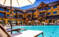 Luxury Two Bedroom Residence Steps from Heavenly Village Condo