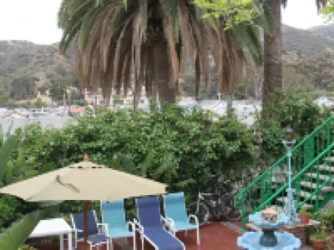 La Paloma Las Flores Hotels in Avalon