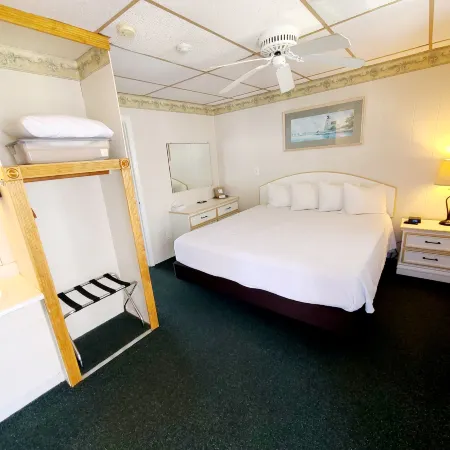 Friendship Oceanfront Suites