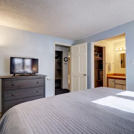Excellent Views from This Mountain Side Condo - PG107 by Redawning