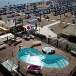 Hotel Baia - Uima-altaat