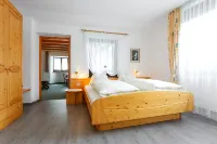 Garni Meinrad Hotels in Auer