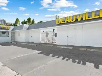 多維爾酒店 鄰近勞德代爾堡海灘的酒店