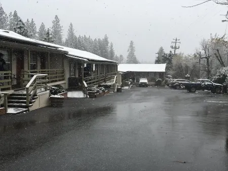 colfax motorlodge Отели в г. Колфакс