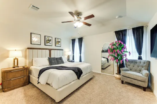 12 Mi to Dtwn Mckinney: Modern Gem w/ Patio & Yard