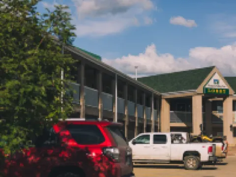 Western Valley Inn Hotels in Valleyview
