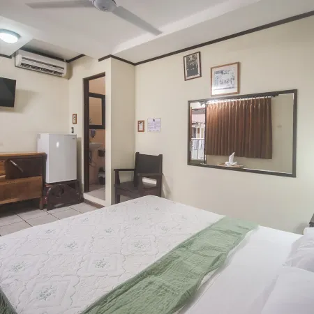 Cadillac Rock Hotel - Adults Only