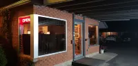 拉瓦 SPA 汽車旅館及房車公園 Flying J Travel Center附近的飯店