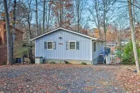 Sauna & Game Room: Lake House in Locust Grove! - Pools