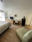 The Virginian Motel