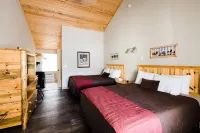 Lakeside Resort and Motel Hotels in Trout Creek