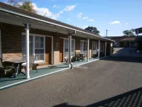 George Bass Motor Inn Hotel di Bomaderry