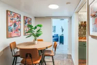 Secret Garden Studio Hoteles en Staunton