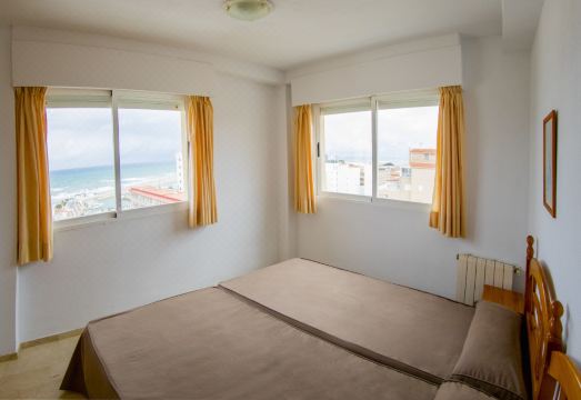Apartamentos Turisticos Biarritz - Bloque I - Housity