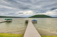Keuka Lake Cabin w/ Boat Dock Access & Fire Pit! - 3 Sao