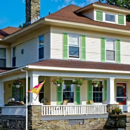 Footbridge North Hotel