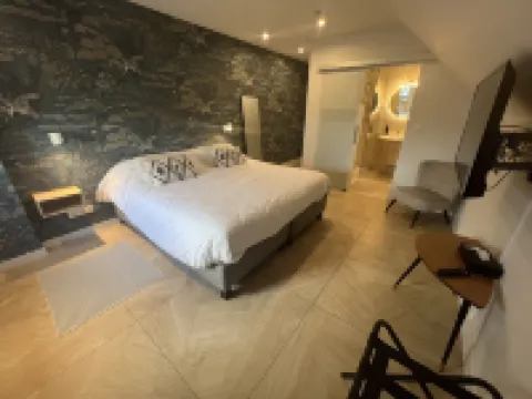 Le Presbytère de Sautour Hotéis em 