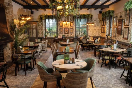 Rockingham Arms by Greene King Inns Отели в г. Суинтон