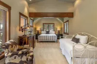 555 Independence Road - 4-Sterne