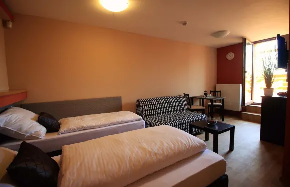 U 阿德米喇拉旅館