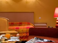 Logis Hotel le Parc Hotels in Moulins