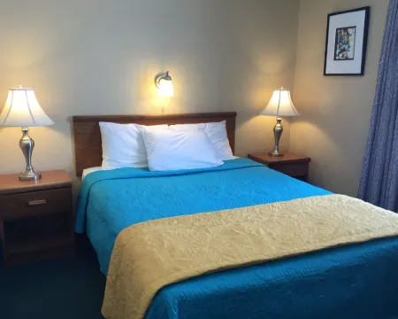 East Street Inn & Suites Hotels in Tipton