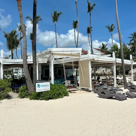 Playa Turquesa, BEACH FRONT