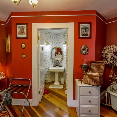 Buffalo Tavern Bed & Breakfast