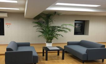 T and K Hostel Kobe Sannomiya East