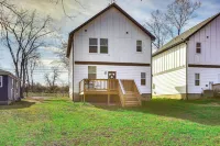 Pet-Friendly Gallatin Home w/ Deck, 1 Mi to Town! - 3-Star