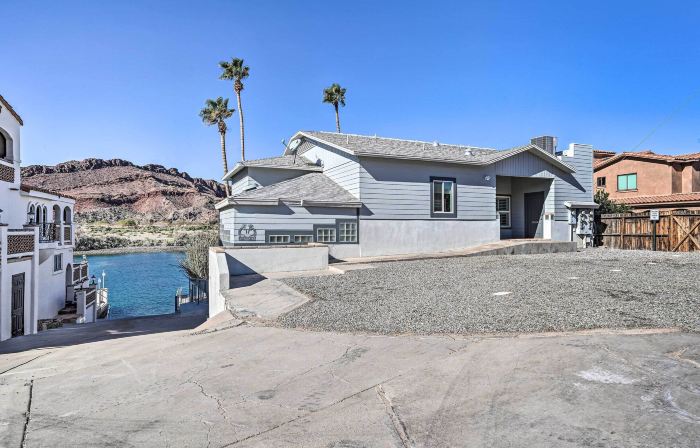 Parker Studio w/ Patio & Direct River Access!