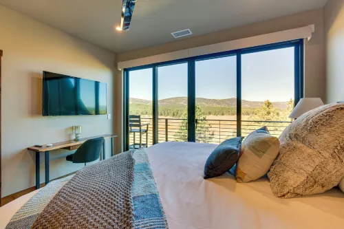 Angel Fire Home w/ Hot Tub < 1 Mi to Ski Slopes! - 3-نجوم