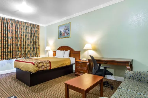 โร้ดเวย์ อินน์ แอนด์ สวีทส์ เฮย์เวิร์ด - โอ๊คแลนด์ เซาท์