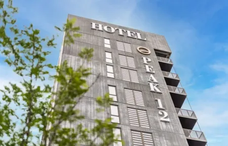 Peak 12 Hotel Отели в г. Виборг