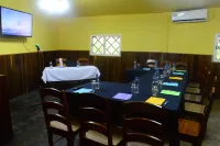 Lamanai Hotel & Marina Hotels in San Jose Palmar