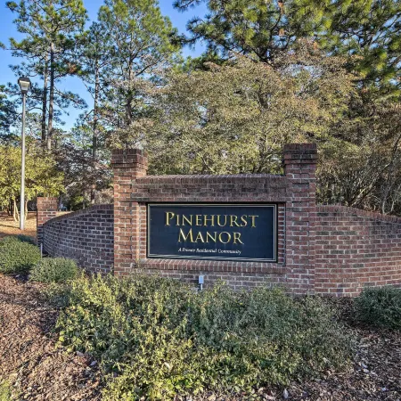 Pinehurst Condo ~ 2 Miles to Downtown & Resort!