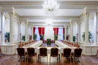 Hotel de l Univers
