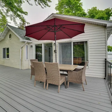 Cayuga Lake Retreat in Seneca Falls w/ Dock!