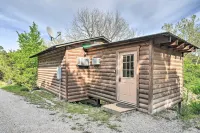 1/2 Mile to Turner Falls: 'Cedar Falls Cabin 5' Hotels in Murray County