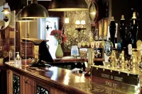 The Greyhound Inn - bar