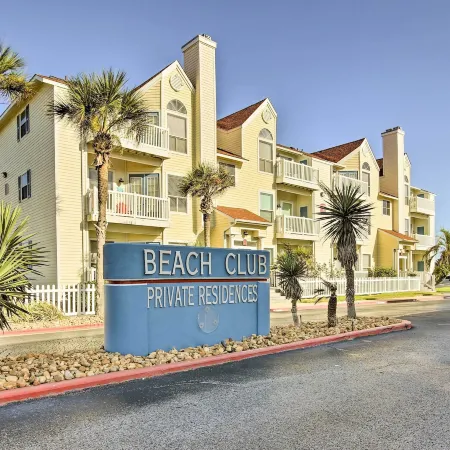 Corpus Christi Condo - Walk to Whitecap Beach!