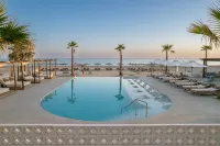 Iperion Beach Hotel - Beach
