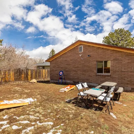 Luxury Home at Mount Elden's Foothills, Steps from Route 66 and Flagstaff Mall