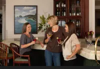 SeaVenture Beach Hotel - bar